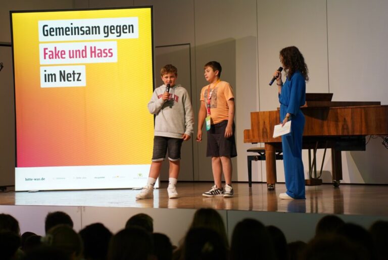 Kißlegger Realschüler machen sich für ein besseres Miteinander im Netz stark
